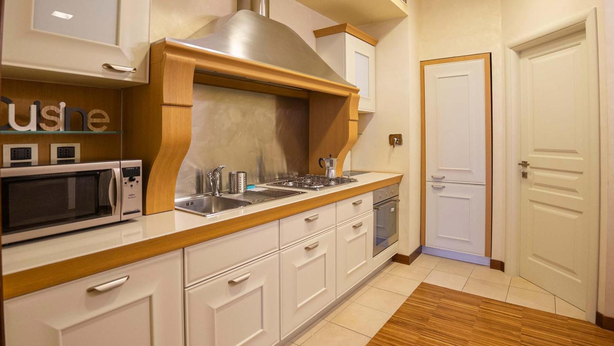 Piazza Venezia Charming Apartments With View Roma Ngoại thất bức ảnh